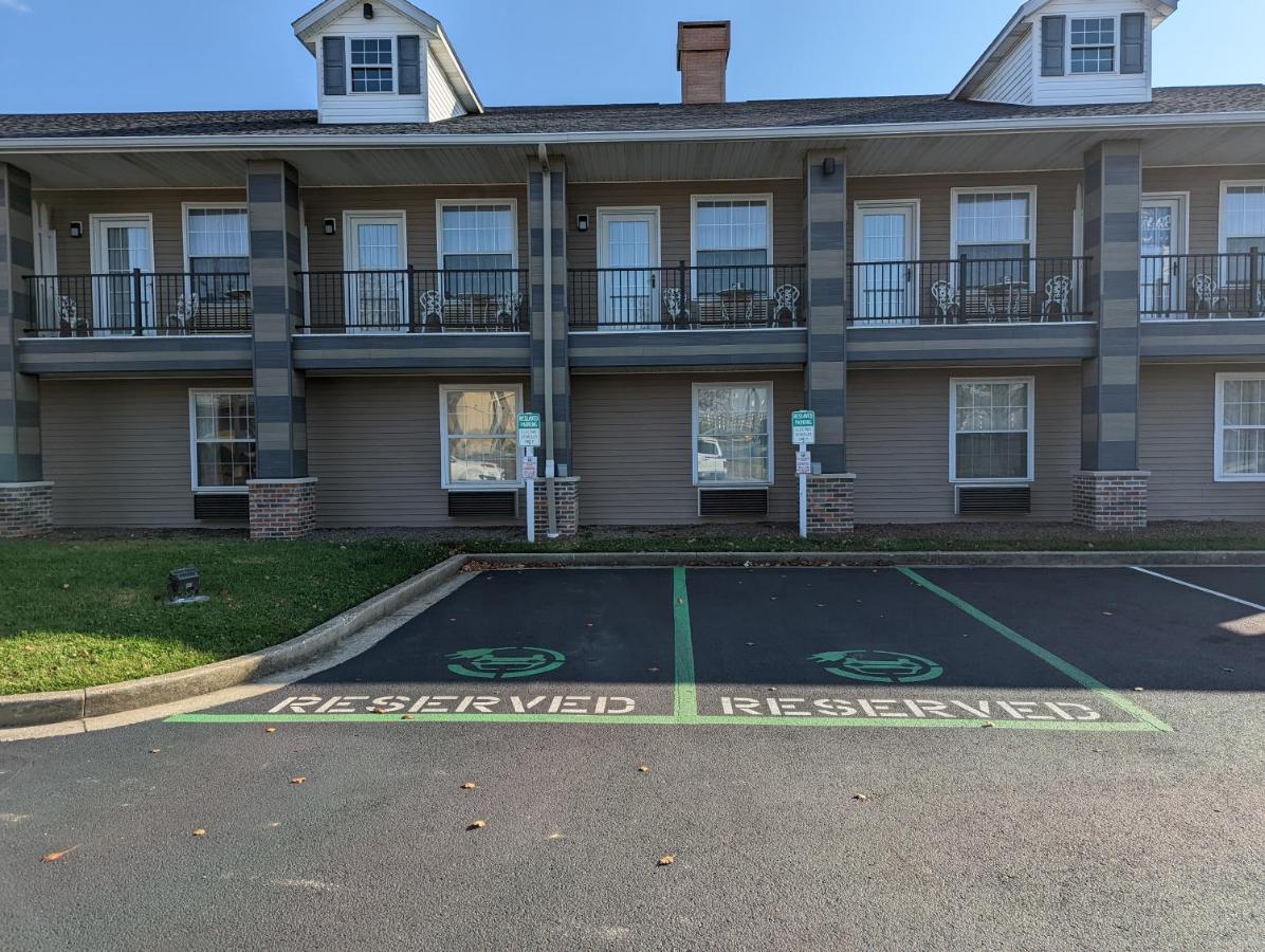 Baymont By Wyndham Washington Hotel Exterior foto