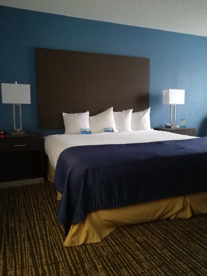 Baymont By Wyndham Washington Hotel Exterior foto
